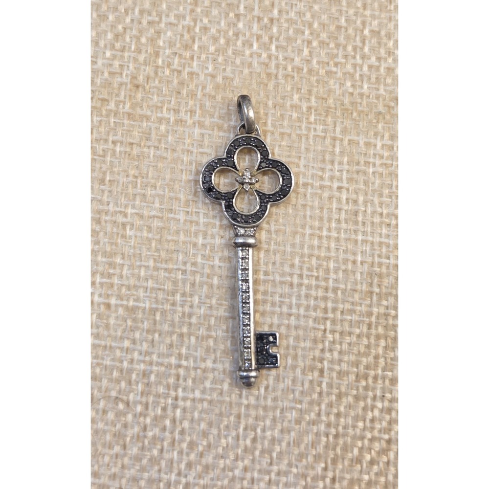 Kay Jewelers Sterling Silver 1/5 Ct White & Black Diamond Skeleton Key Pendant